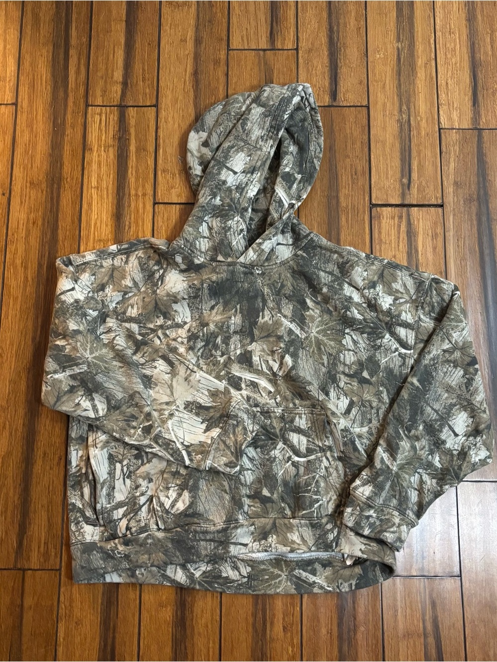 camo hoodie, boxy fit - hollister